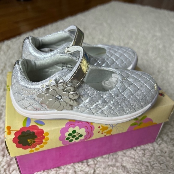 Laura Ashley Other - Kids 7 Laura Ashley Silver Quilted Shoes NEW